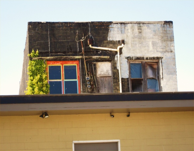 rooftop building in coos bay oregon